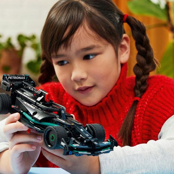 LEGO Technic Mercedes-AMG F1 W14 E Performance Pull-Back 42165 zdjęcie 7