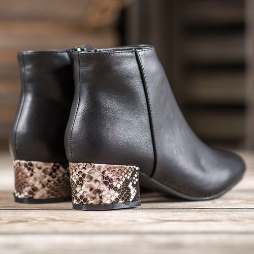 Eleganckie Botki Snake Print r.41 na Arena.pl