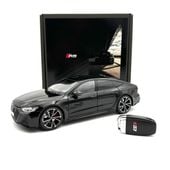 Model samochodu Audi RS7 w skali 1:18 z pilotem