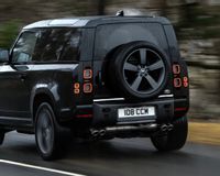 Land Rover Defender - Listwa CHROM klapa bagażnik