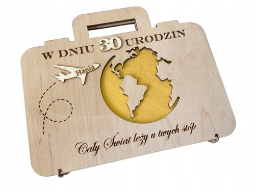 Prezent na urodziny DREWNIANA KARTKA GRAWER personalizowana walizka na Arena.pl