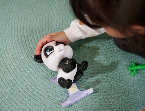 PAMPER PETZ INTERAKTYWNA PANDA PIJE SIKA 20 CM PIELUSZKOWY GANG SMOCZEK AKC na Arena.pl