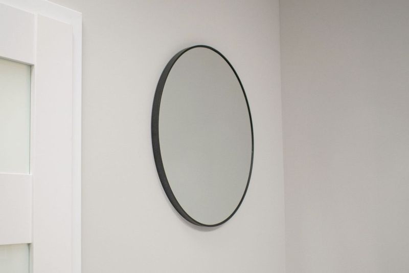 Lustro 60cm czarna rama zdjęcie 6