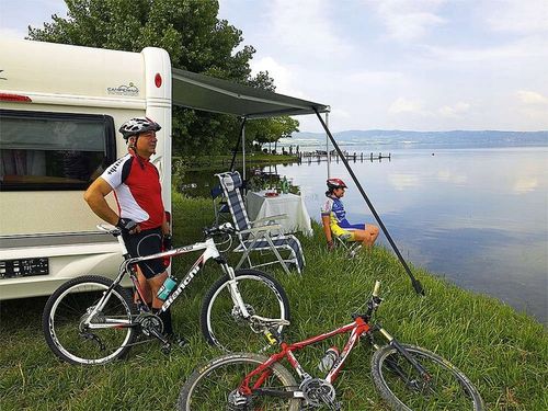 Pasy sztormowe do markizy Hold Down Kit - Thule na Arena.pl