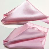 Poszetka satynowa różowa