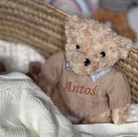 Miś z haftem imienia personalizowany prezent dla dziecka kartonik brązowy