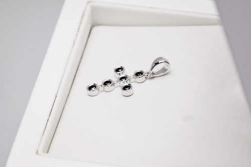 Złoty wisiorek WBD4061 - Diament na Arena.pl