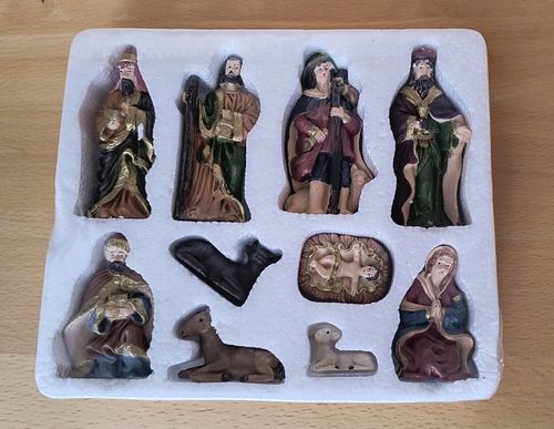 Szopka Bożonarodzeniowa drewniana z figurkami stajenka oświetlenie led na Arena.pl