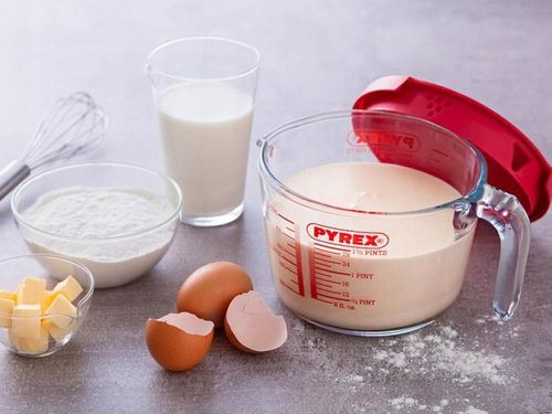 Szklany dzbanek kuchenny z miarką i pokrywką 1 L PYREX na Arena.pl