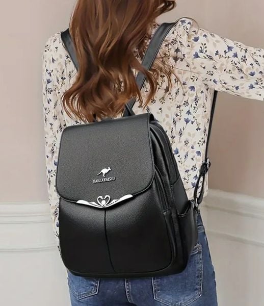 Plecak damski czarny skórzany elegancki ekoskóra miejski łabędzie zdjęcie 2