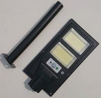 Latarnia solarna LED SMD 300W, czujnik ruchu, pilot i mocowanie IP68