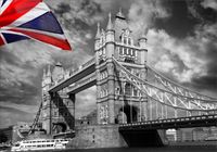 Fototapeta 3D szare miasto noccą most 260x200 FLI