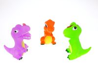 zestaw 3 gumowych dinozaurów piszczki 9,5cm