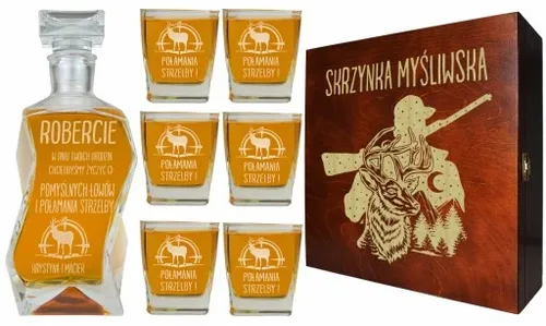 KARAFKA + 6 SZKLANEK DO WHISKY W PUDEŁKU Z GRAWEREM PREZENT DLA MYŚLIWEGO na Arena.pl