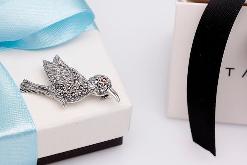 Srebrna broszka RDM3239 - Markazyty na Arena.pl