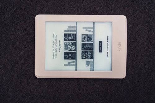 Czytnik e-book Amazon Kindle Paperwhite czarny na Arena.pl