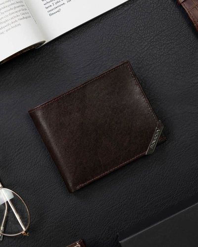 Portfel męski ze srebrnym akcentem Rovicky Brązowy na Arena.pl