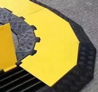 Najazd kablowy kątowy 5 kanałowy NK-5A