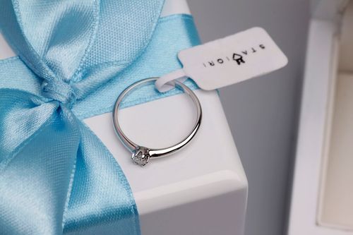 Złoty pierścionek PBD4103 - Diament na Arena.pl