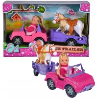 Evi Love. Lalka Evi w jeepie z koniem na przyczepce