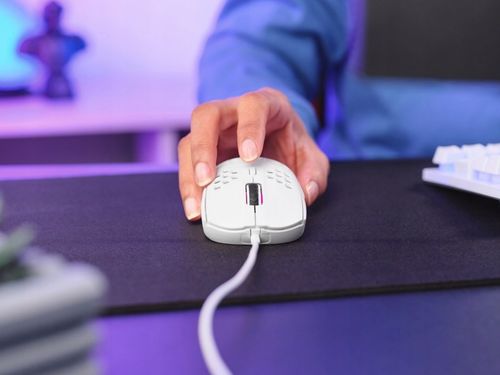 MYSZKA GAMINGOWA PRZEWODOWA ULTRA LEKKA 65g MYSZ KOMPUTEROWA DLA GRACZY LED na Arena.pl