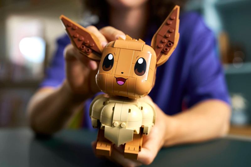 72151 - LEGO Pokémon - Eevee zdjęcie 11