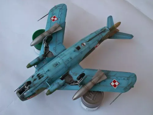 Mig-17F Fresco, F-02, 1:48 na Arena.pl