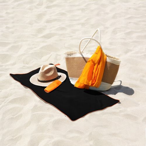 RĘCZNIK Z MIKROFIBRY 80x150 cm czarny NEW na Arena.pl