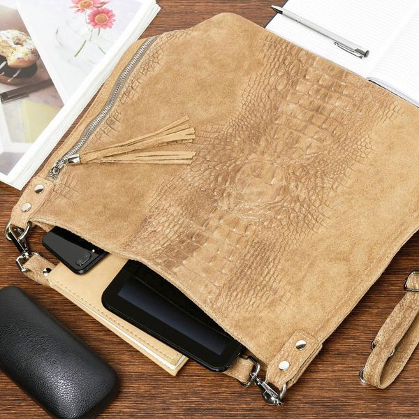 VERA PELLE torebka zamszowa worek kroko z paskiem na ramię V476 c.beżowa zdjęcie 4