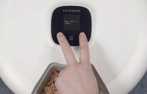 Dozownik karmy Nutrispin SMART 6 przegródek na Arena.pl