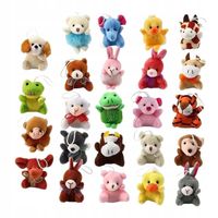 Kalendarz adwentowy na Boże Narodzenie 2024 z pluszowymi zabawkami,