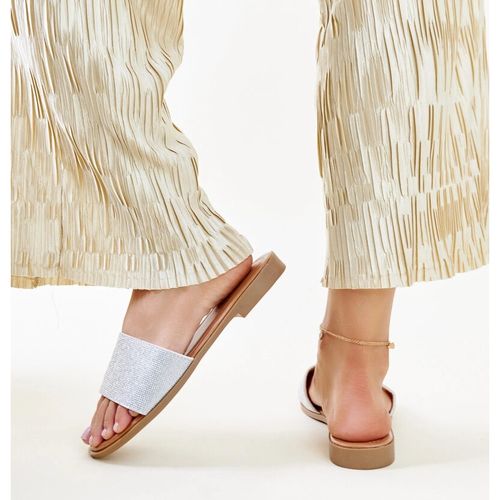 Srebrne błyszczące klapki r.37 na Arena.pl