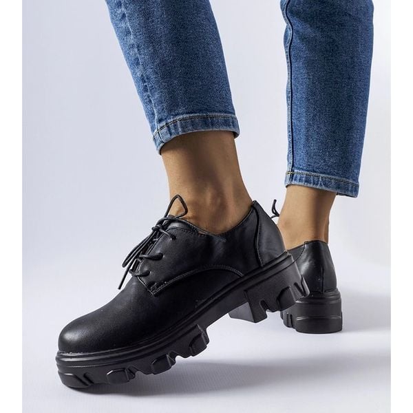 Czarne półbuty r.41 zdjęcie 3