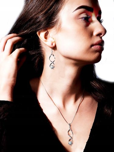 KOMPLET SREBRNY BIŻUTERII 925 DAMSKI Z CYRKONIAMI SWAROVSKI + GRAWER GRATIS na Arena.pl