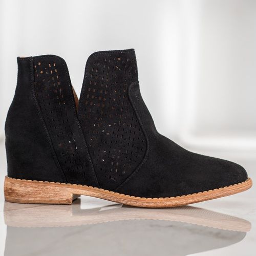 Klasyczne Czarne Kowbojki r.41 na Arena.pl