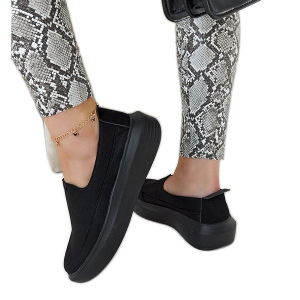 Czarne półbuty r.39 zdjęcie 1