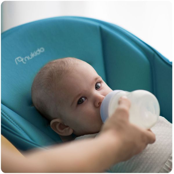 Krzesełko do karmienia ze stolikiem, leżaczek Belo ciemno niebieskie + pałąk z zabawkami zdjęcie 7