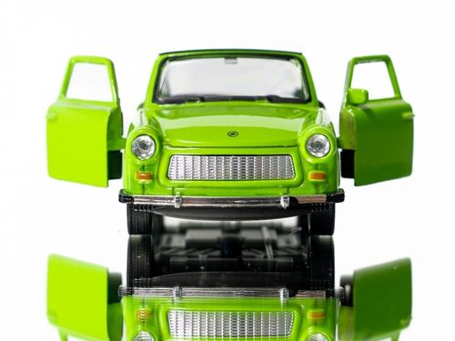WELLY TRABANT 601 1:34 SAMOCHÓD KOLEKCJONERSKI na Arena.pl