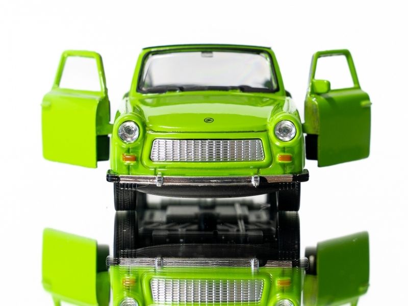 WELLY TRABANT 601 1:34 SAMOCHÓD KOLEKCJONERSKI zdjęcie 4