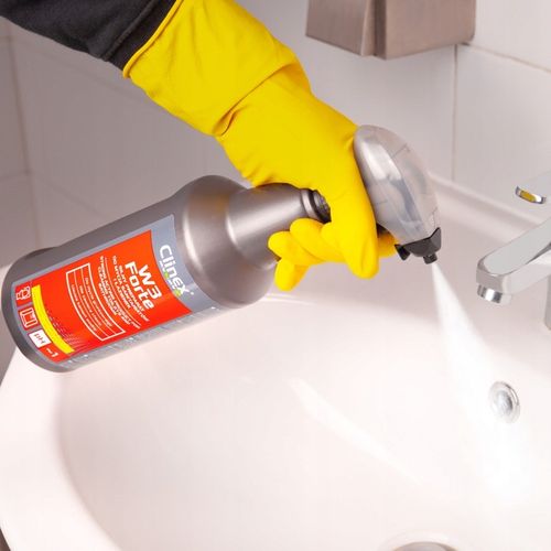 Odkamieniacz z aplikatorem, kamień, rdza, resztki mydła Clinex W3 Forte 1 l na Arena.pl