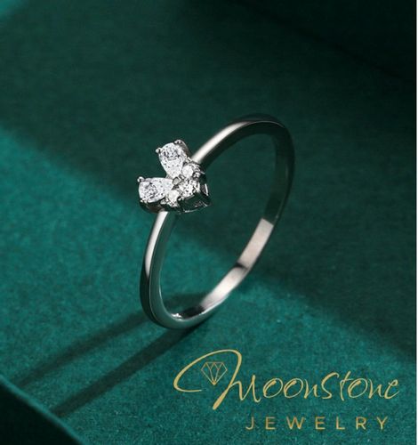 Srebrny pierścionek zaręczynowy z sercem cyrkonie srebro 925 + PUDEŁKO |14 na Arena.pl