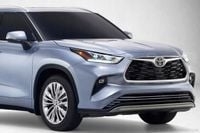 Toyota HIGHLANDER - Listwy CHROM na GRILL zderzak