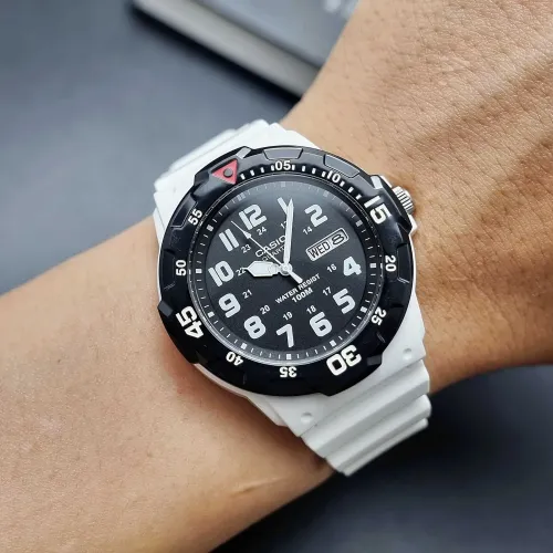 ZEGAREK MĘSKI CASIO MRW-200HC-7BVDF 10 Bar (zd174c) + BOX na Arena.pl