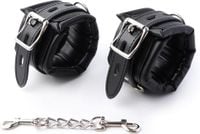 fetish fever   cuffs with chain   black