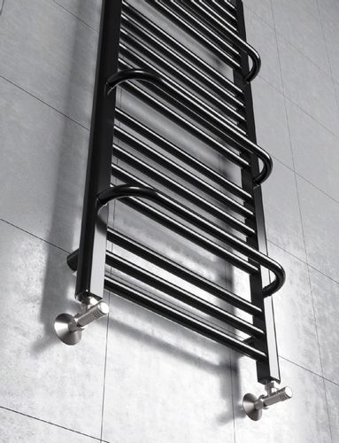 GRZEJNIK ŁAZIENKOWY POWER 480x650 CZARNY POŁYSK na Arena.pl