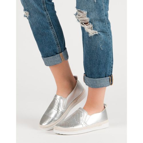 Ażurowe Trampki Slip On r.39 na Arena.pl
