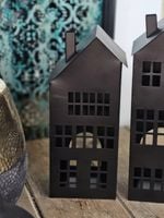 Metalowy domek na tealight - latarnia 25cm