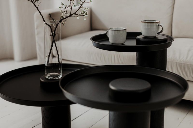 Stolik TYK 500 dąb czarny, czarny blat zdjęcie 4