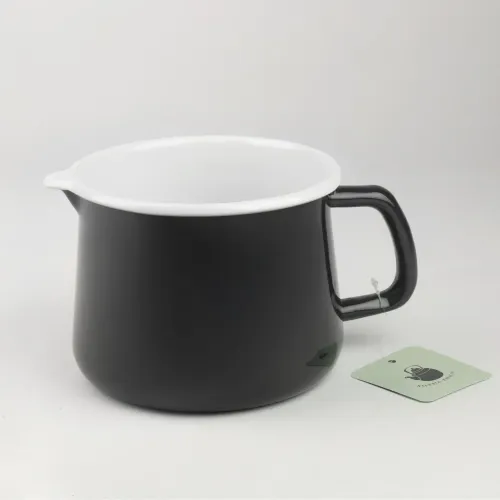 EMALIOWANY KUBEK Z WYLEWKĄ DZBANUSZEK NA KUCHENKĘ Z DZIÓBKIEM 1,7L CZARNY na Arena.pl