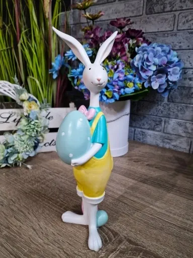 FIGURKA WIELKANOCNY ZAJĄC KRÓLIK Z PISANKĄ model X zdjęcie 3